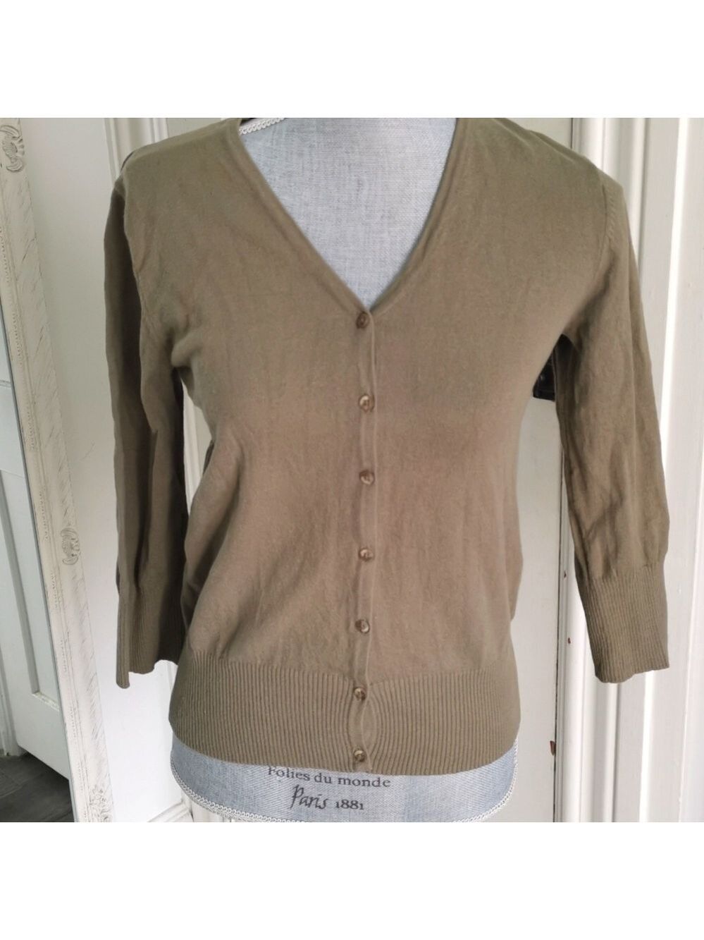 Cotton Ginny vintage olive green 💚 cardigan. Size small. EUC